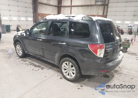 2013 Subaru Forester 2.5X Premium из США, поврежденный, VIN JF2SHADC3DH442310